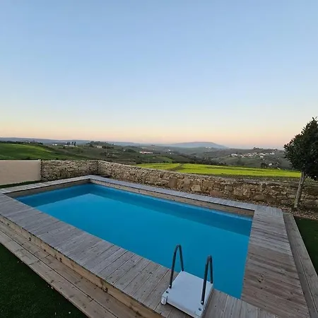 Holiday home Casa Com Piscina E Vista Montanha Alenquer Pereiro da Palhacana